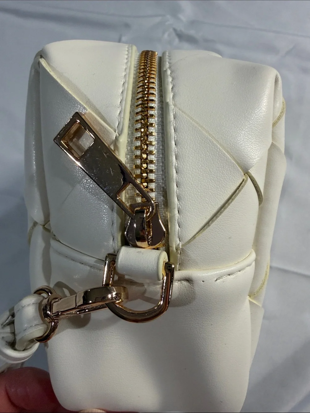 a new day compact woven